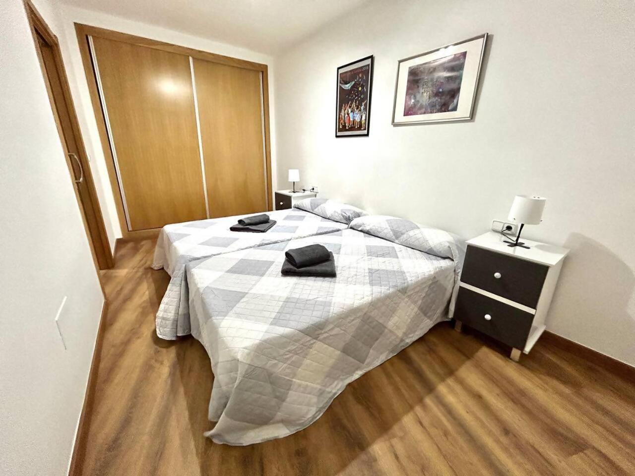 Plaza Europa Mas Que Apartamentos Murcia Bagian luar foto